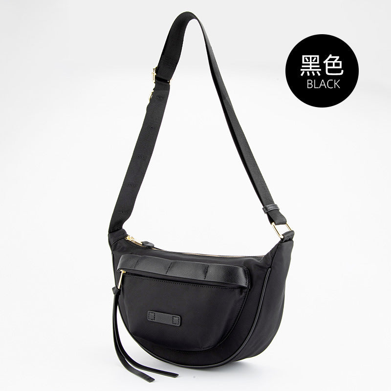 Wholesale Waterproof Oxford cloth small shoulder bag with large capacity for commuting